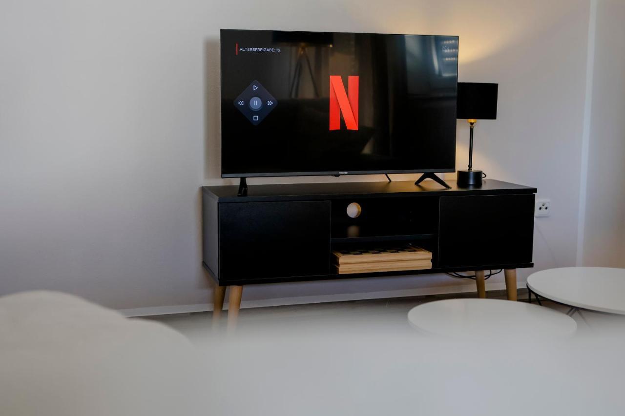 Lumen Homes - Design-Apt. Nahe Audi Und Altstadt, 3 Zimmer, Netflix Ингольштадт Экстерьер фото