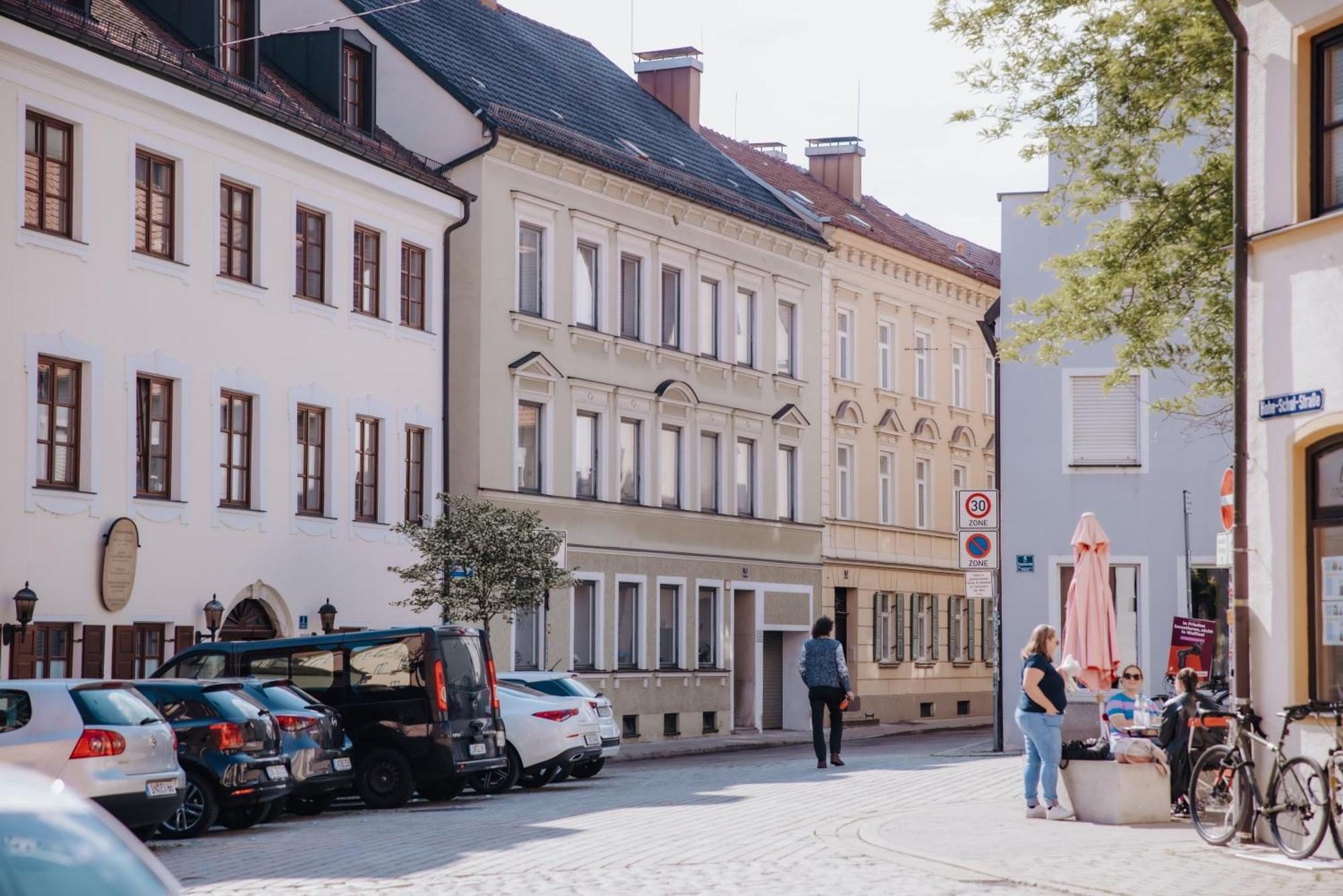 Lumen Homes - Design-Apt. Nahe Audi Und Altstadt, 3 Zimmer, Netflix Ингольштадт Экстерьер фото